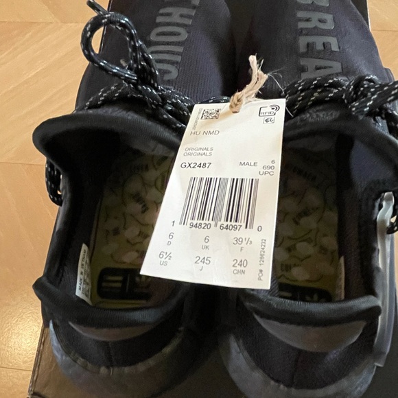 Pharrell x NMD Human Race “Triple Black” - Picture 8 of 8